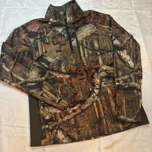 Under Armour Scent Control Camouflage pullover 1/4 Zip  Medium Style 1231183